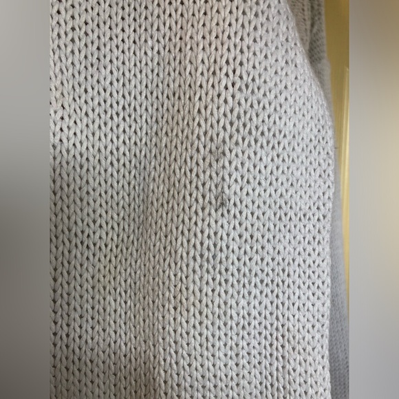 Oversized Embroidered White Knit Sweater, Runaway Bay, Medium - Picture 6 of 6